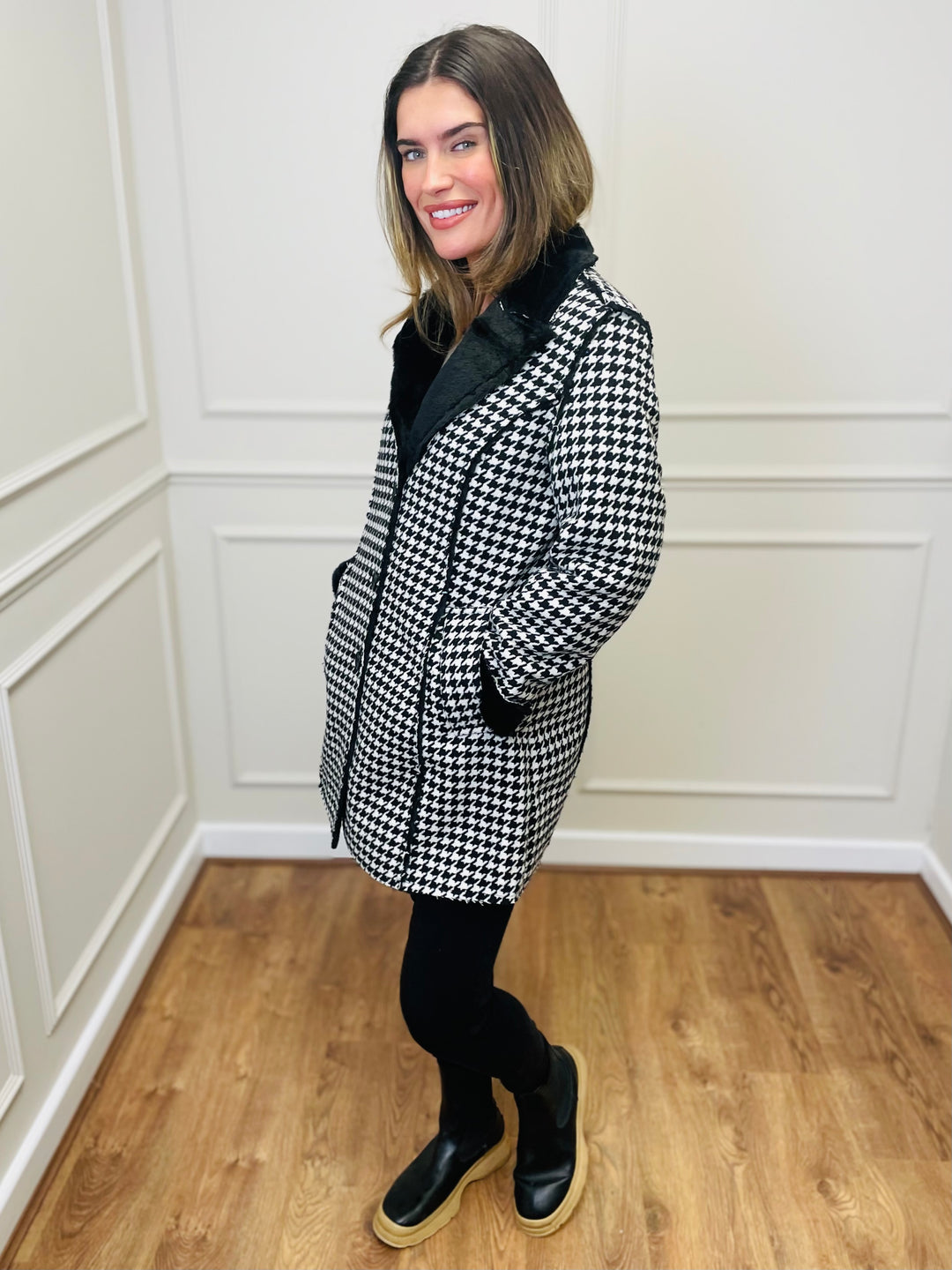 "SAMIRA" Houndstooth Coat-Black & White