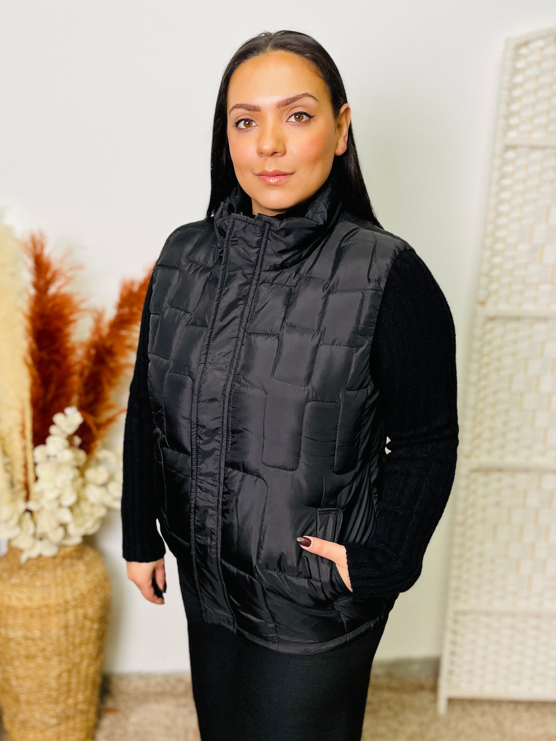 “HANNAH” Puffer Gilet-Black