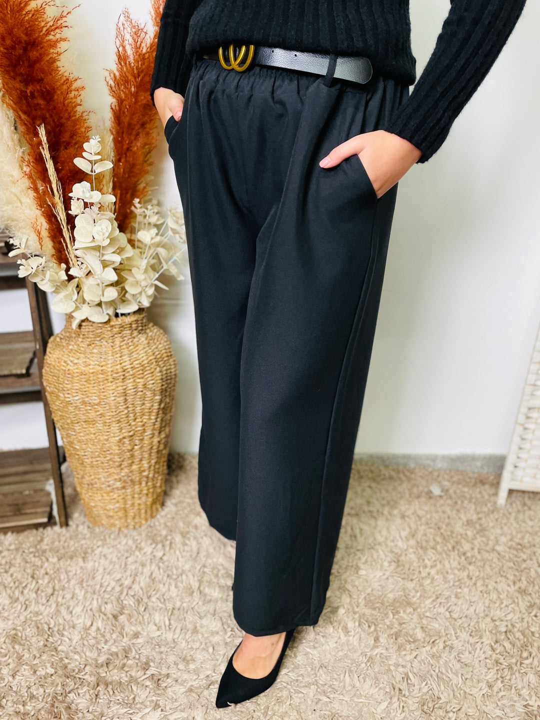 "BETTY" Wide Leg Trousers-Black