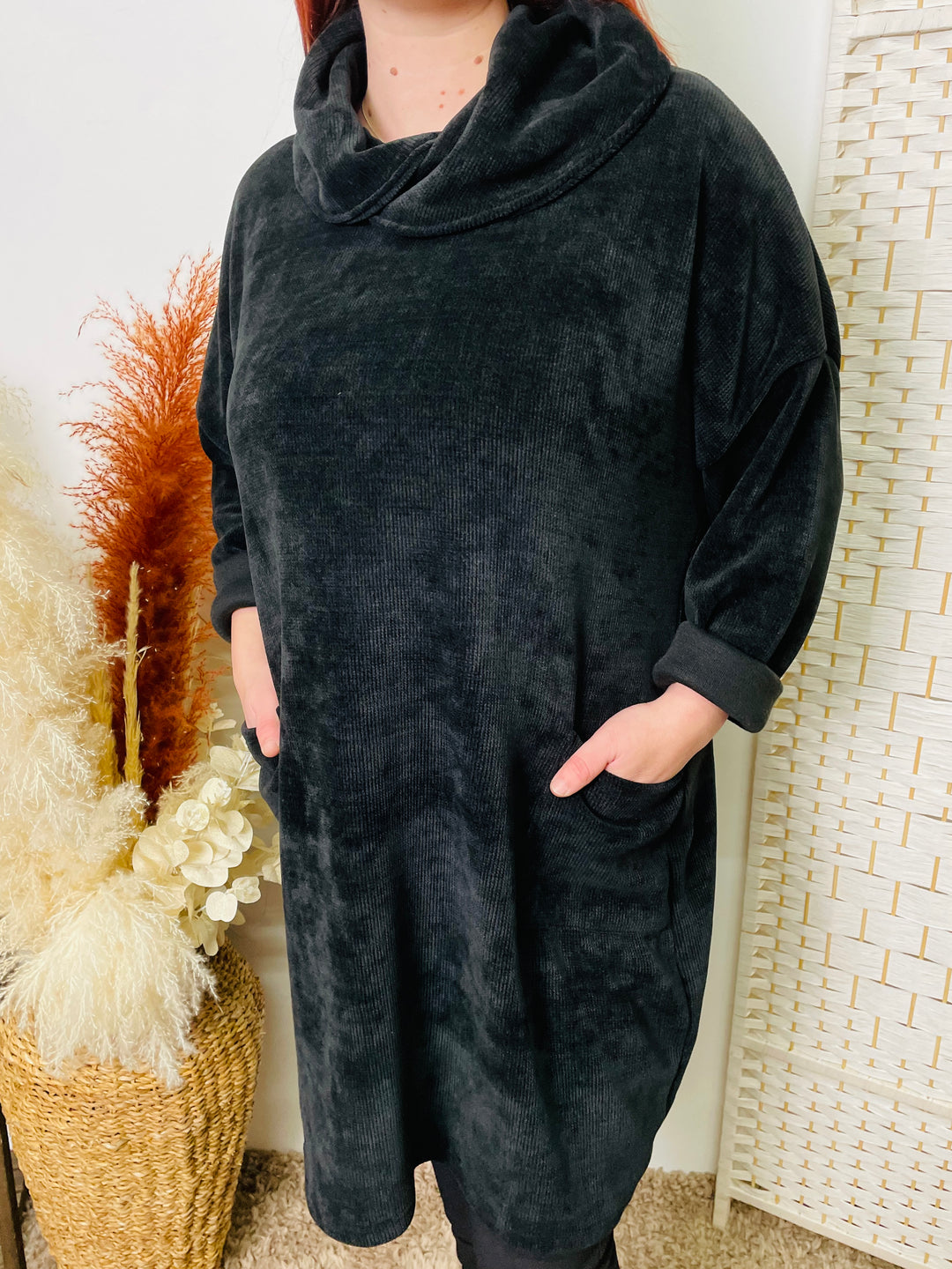 "ARIANA" Corduroy Tunic-Black