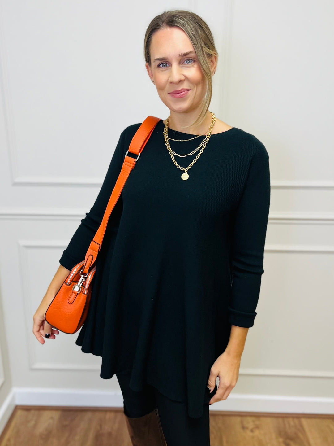 "HARRIET" Basic Soft Jumper-Black