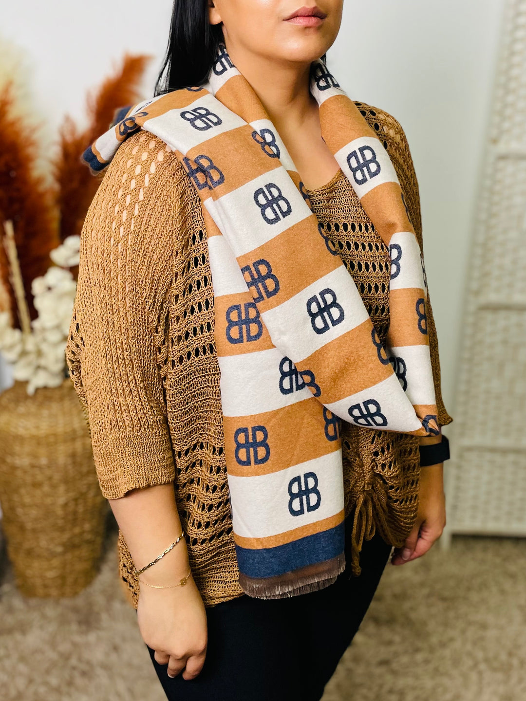 No.57  Designer Inspired Reversible Scarf-Navy & Tan