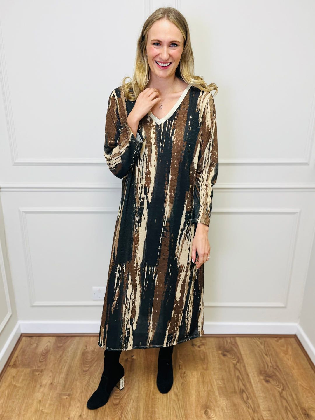 "SANDY" Artistic Print Maxi Dress-Brown