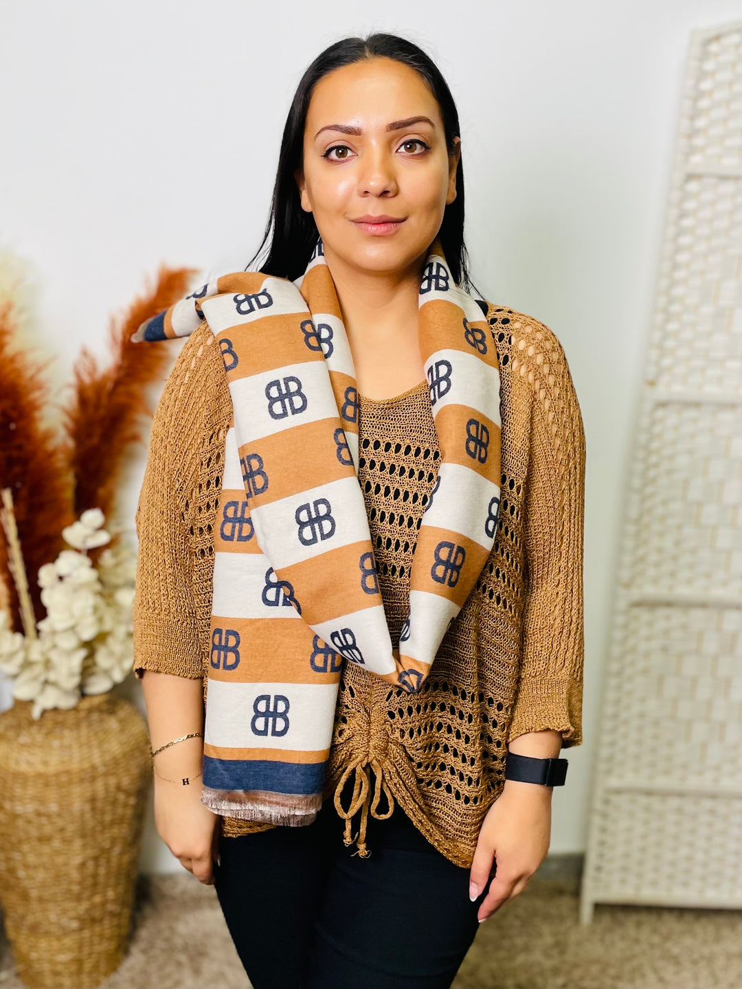 No.57  Designer Inspired Reversible Scarf-Navy & Tan