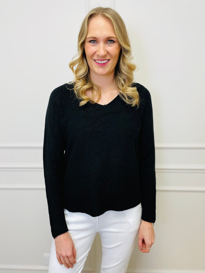 "MAGNOLIA" Fine Knit Jumper-Black