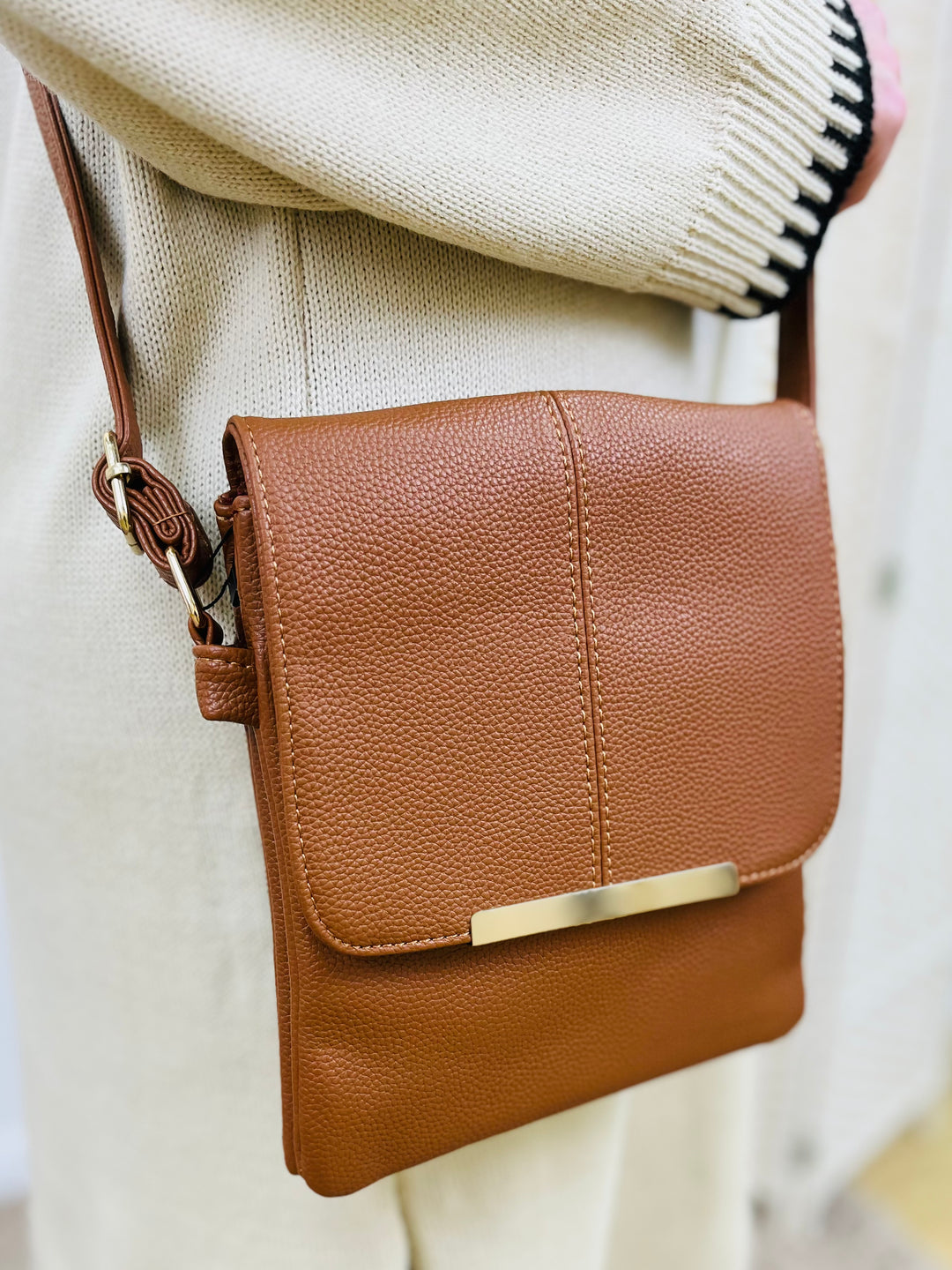 Small Crossbody Handbag-Tan