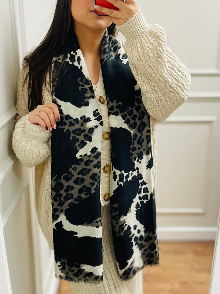 No.114 Animal Print Scarf-Black & Cream