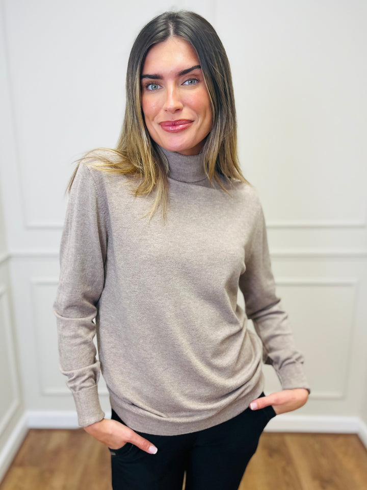 "ROBIN" Polo Neck-Mocha