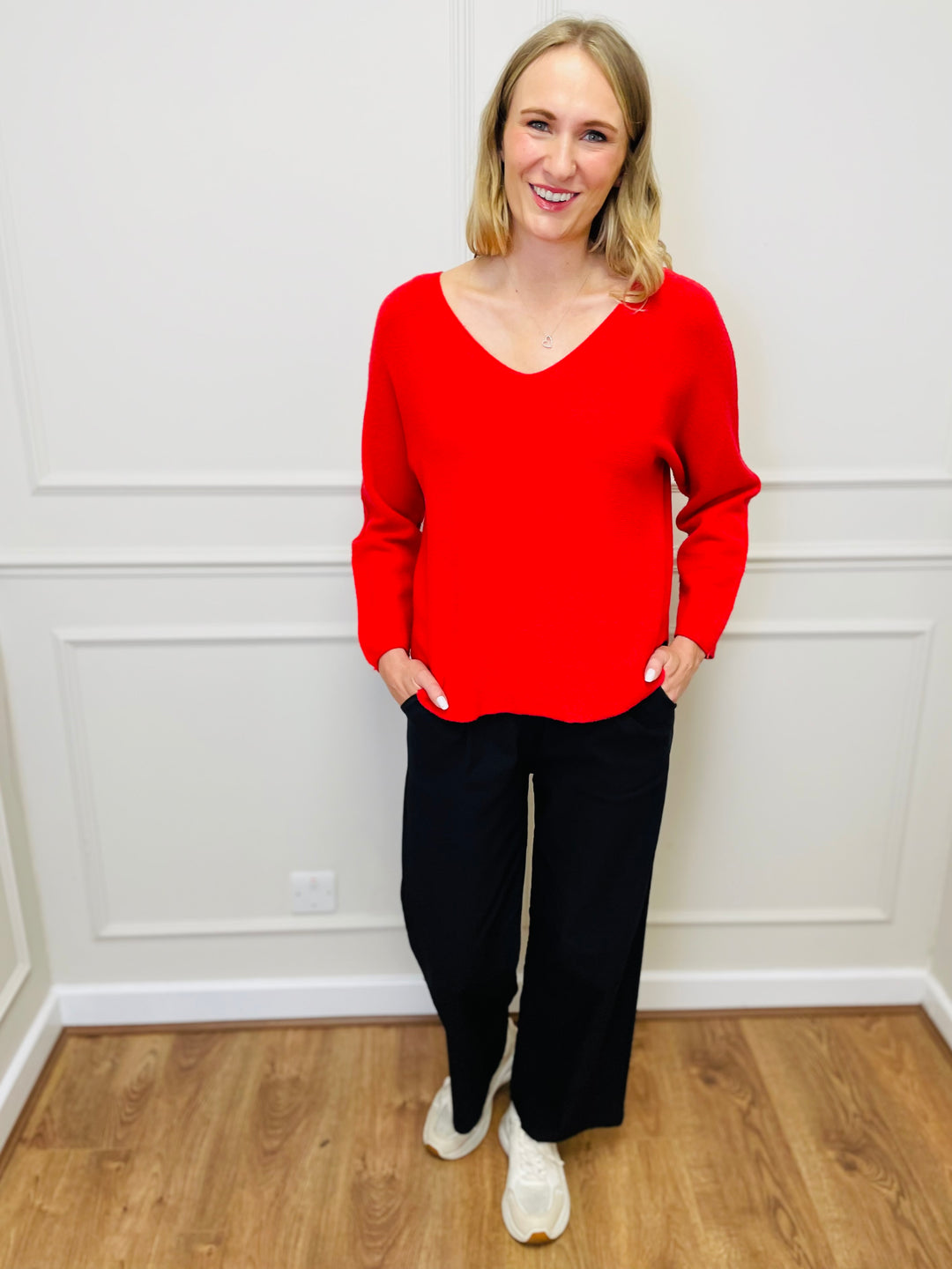 "MAGNOLIA" Fine Knit Jumper-Red