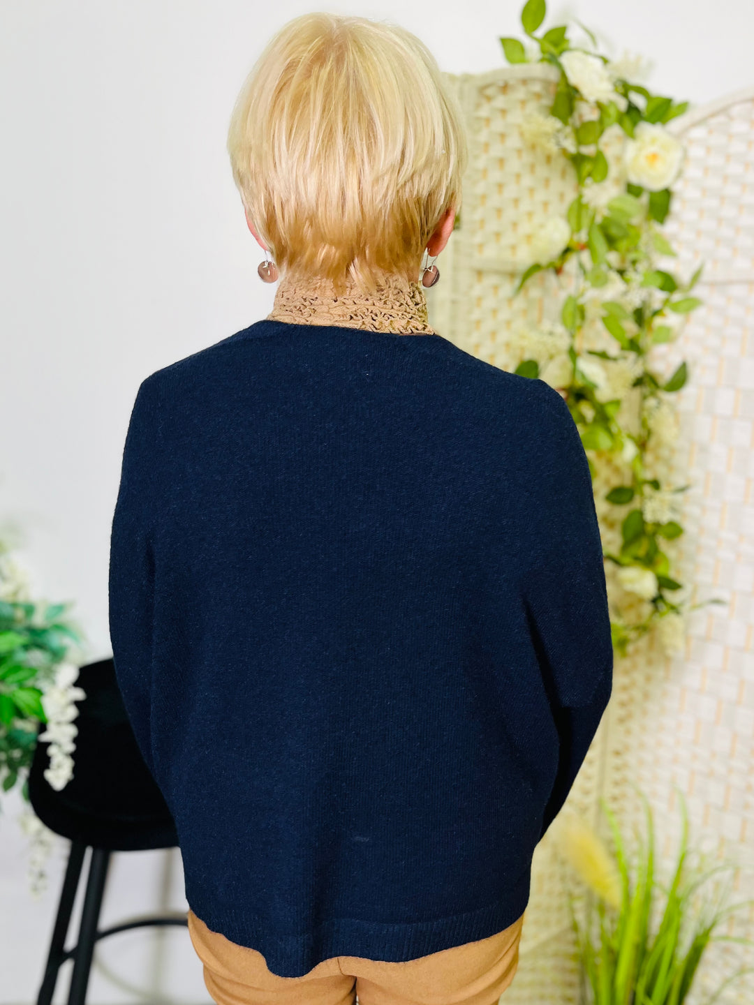 "VICTORIA” Short Cardigan-Navy