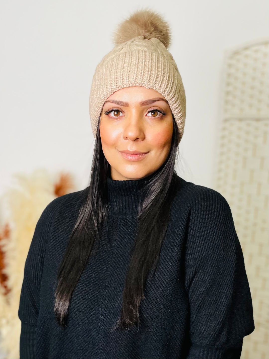  Knit Faux Fur Pom Hat