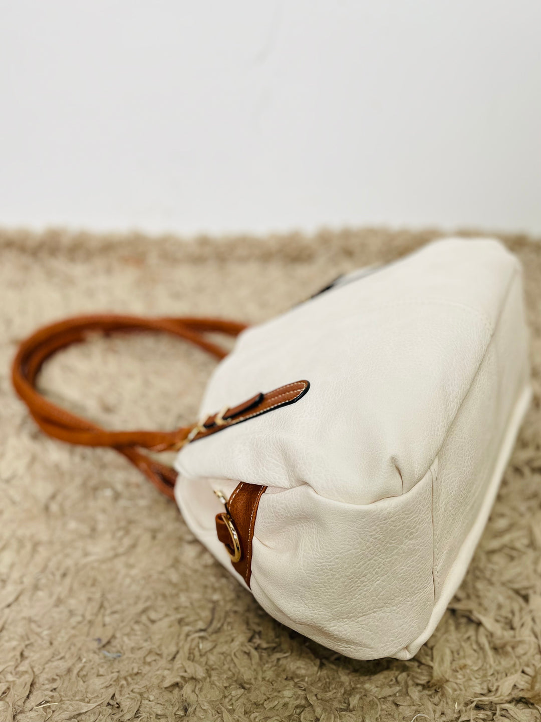 No.27 Pouch Handbag-Cream & Tan