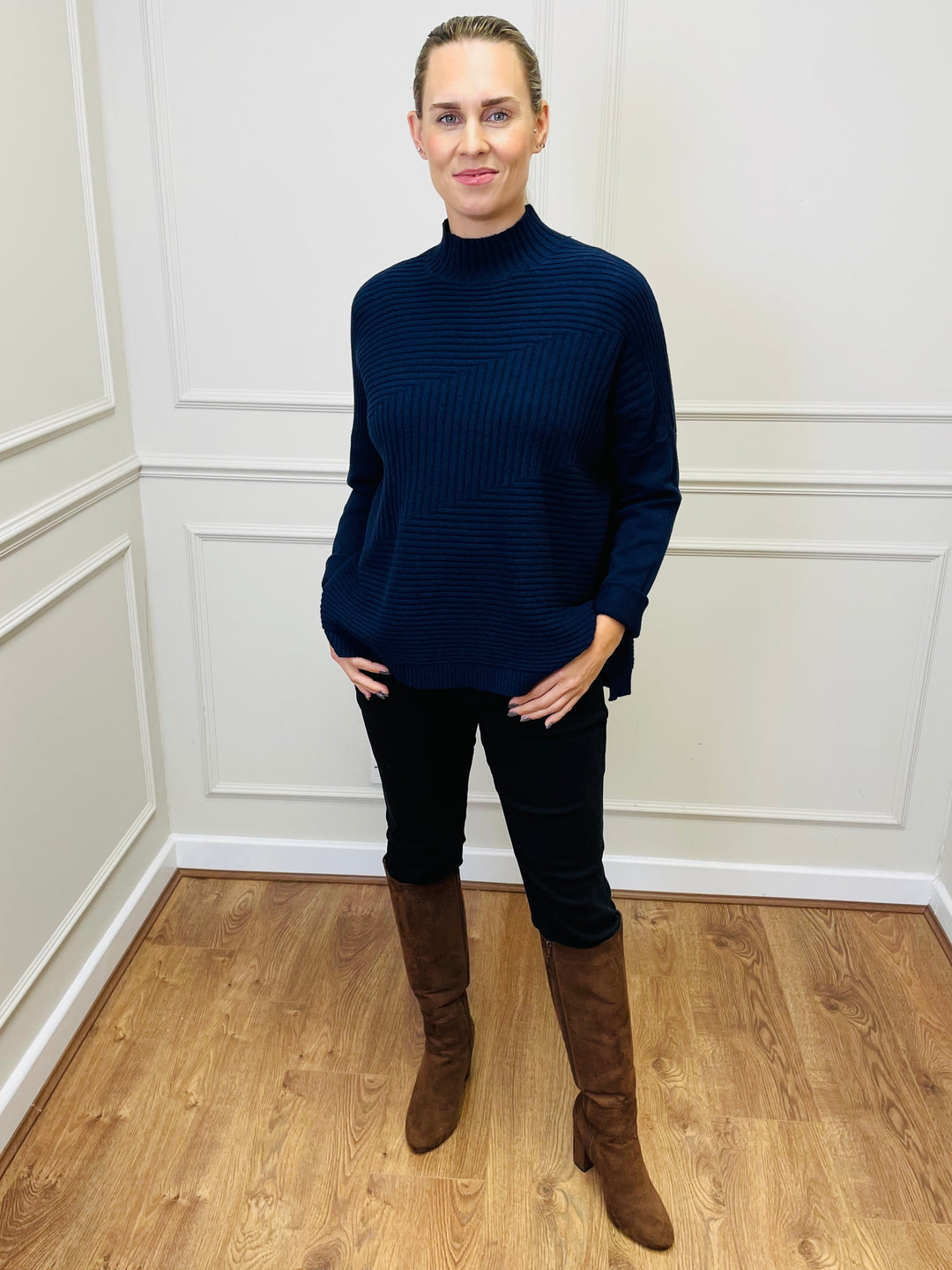 "LULU" Knitted Jumper-Navy