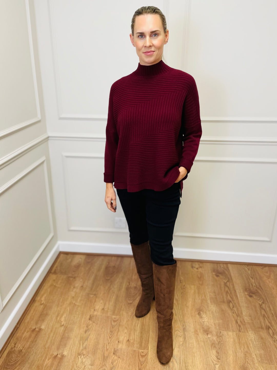 "LULU" Knitted Jumper-Burgundy