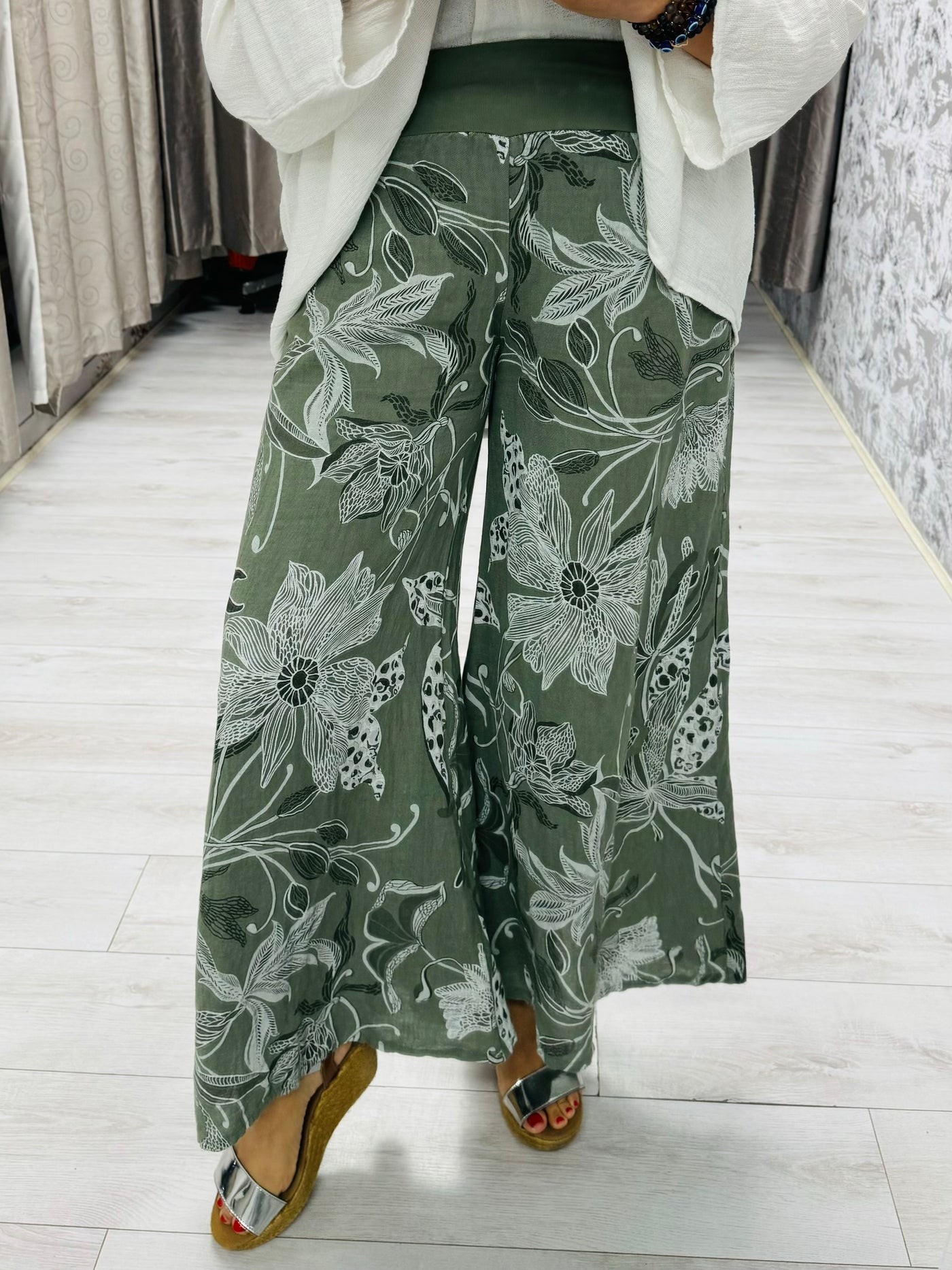 "IVY" Floral Print Trousers-Green & White