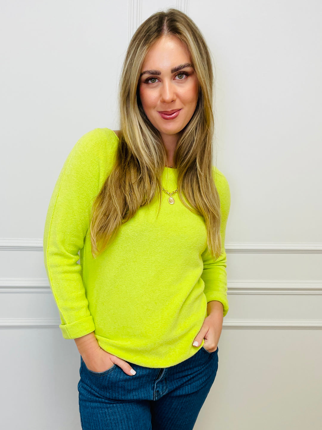 "MAGNOLIA" Fine Knit Jumper-Lime Green