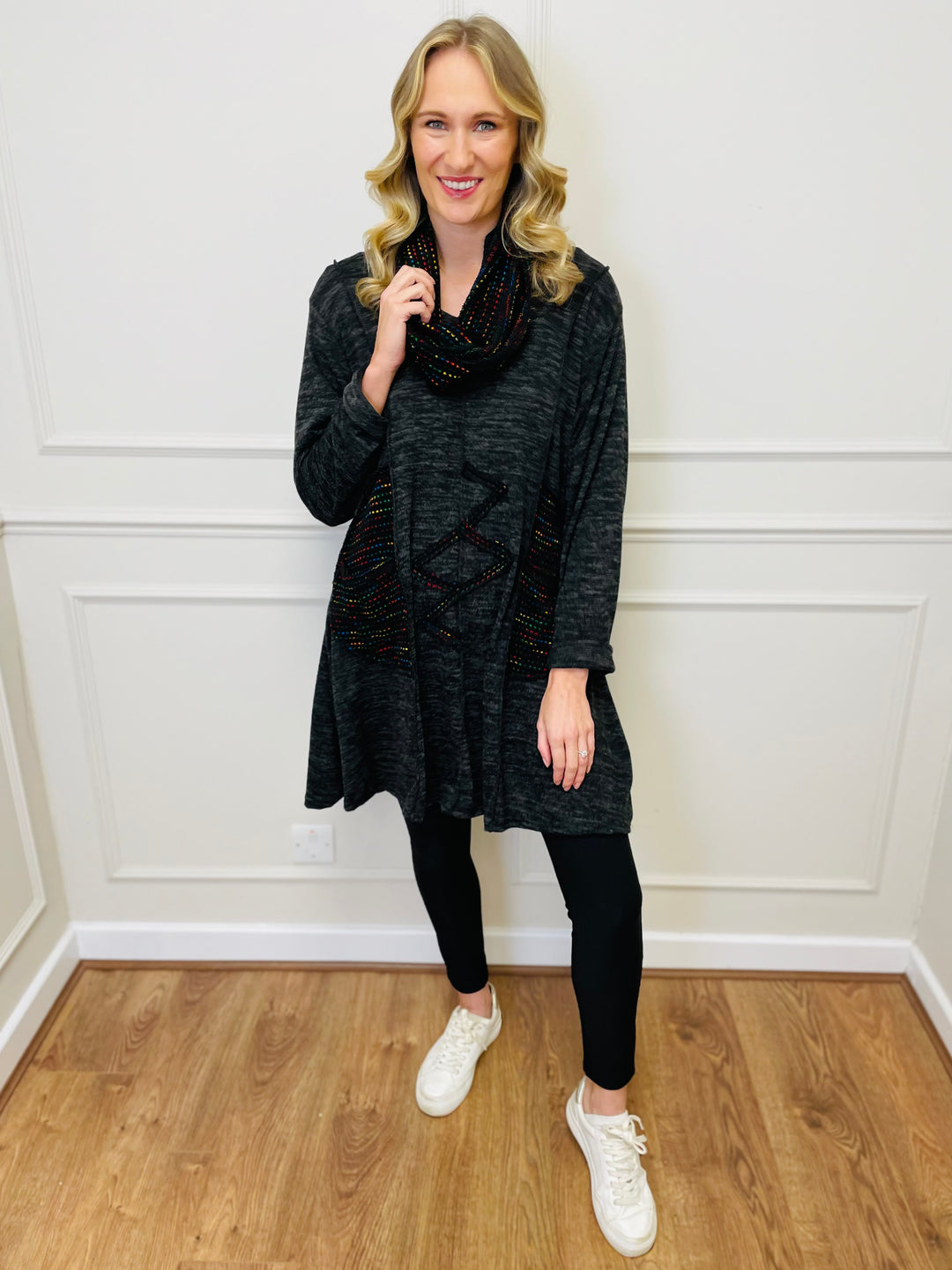 "BIANCA" Tunic With Complimentary Scarf-Black