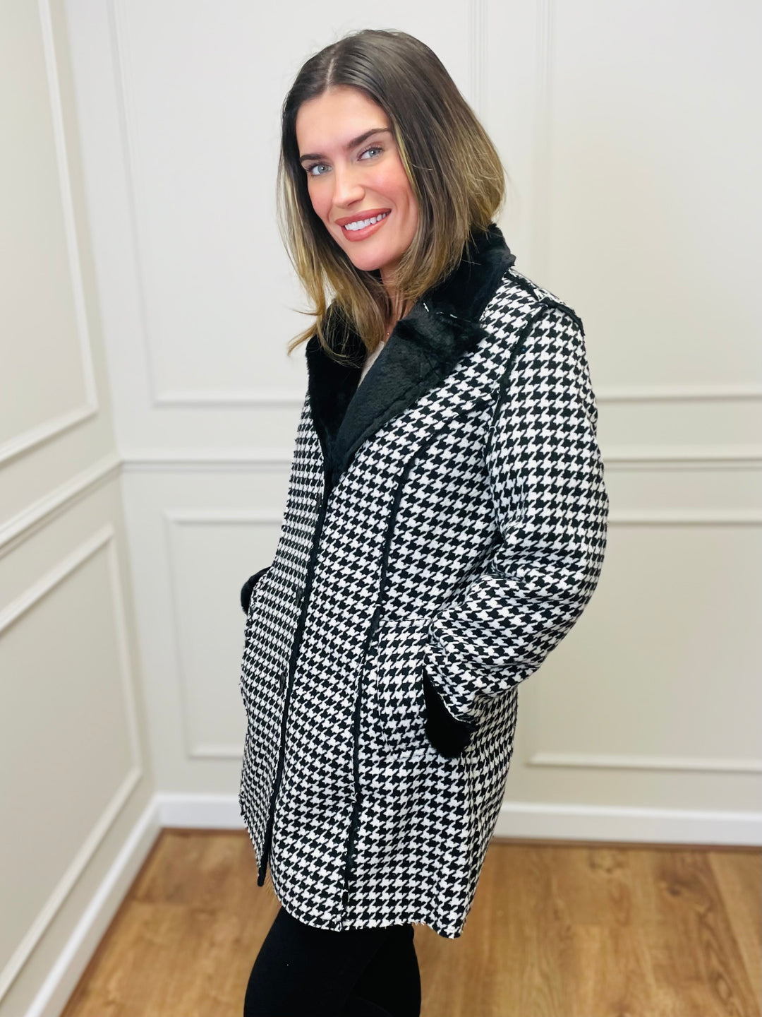 "SAMIRA" Houndstooth Coat-Black & White