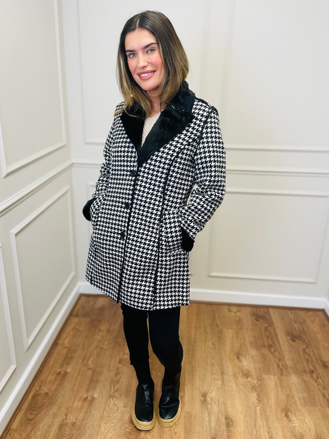 "SAMIRA" Houndstooth Coat-Black & White