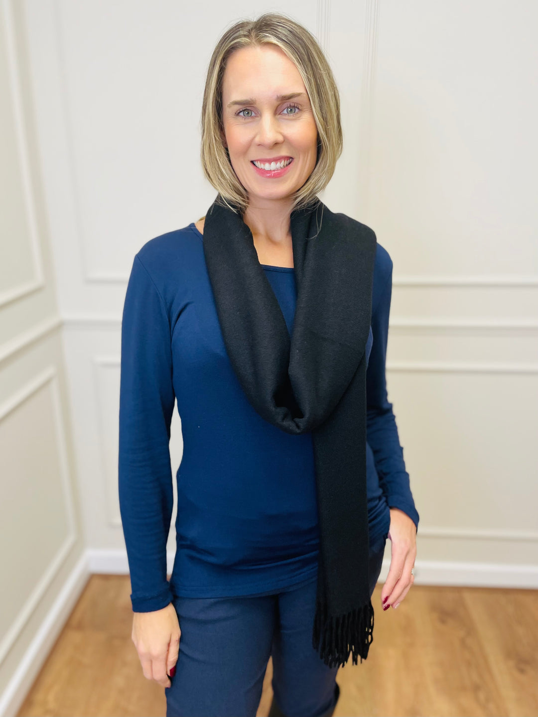 No.121 Classic Soft Scarf-Black