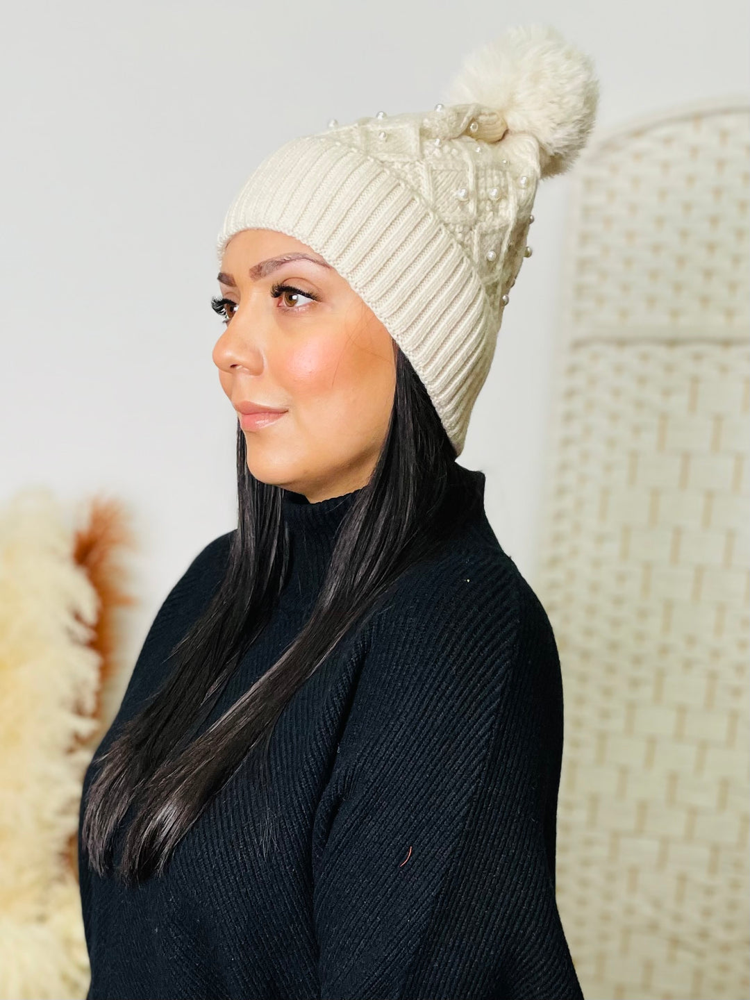 Pearl & Faux Fur Pom Hat-Cream