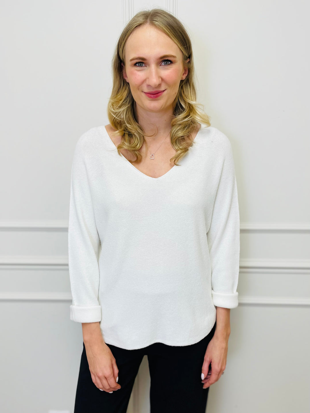 "MAGNOLIA" Fine Knit Jumper-White