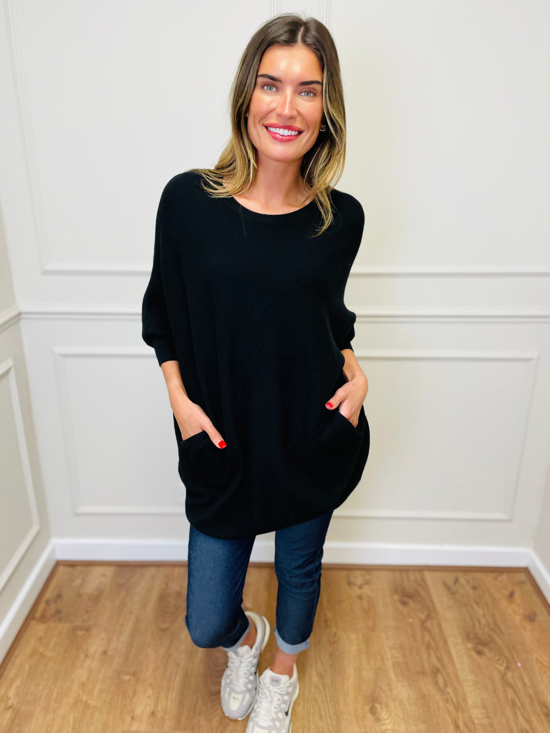 "MOLLY" Super Soft Jumper-Black