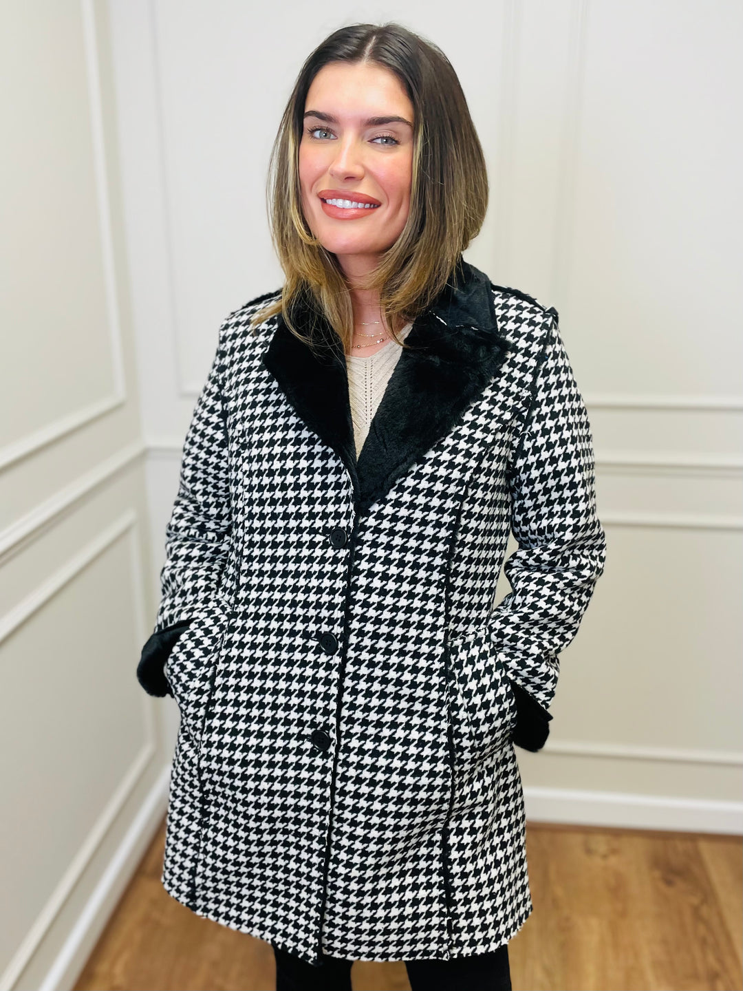 "SAMIRA" Houndstooth Coat-Black & White