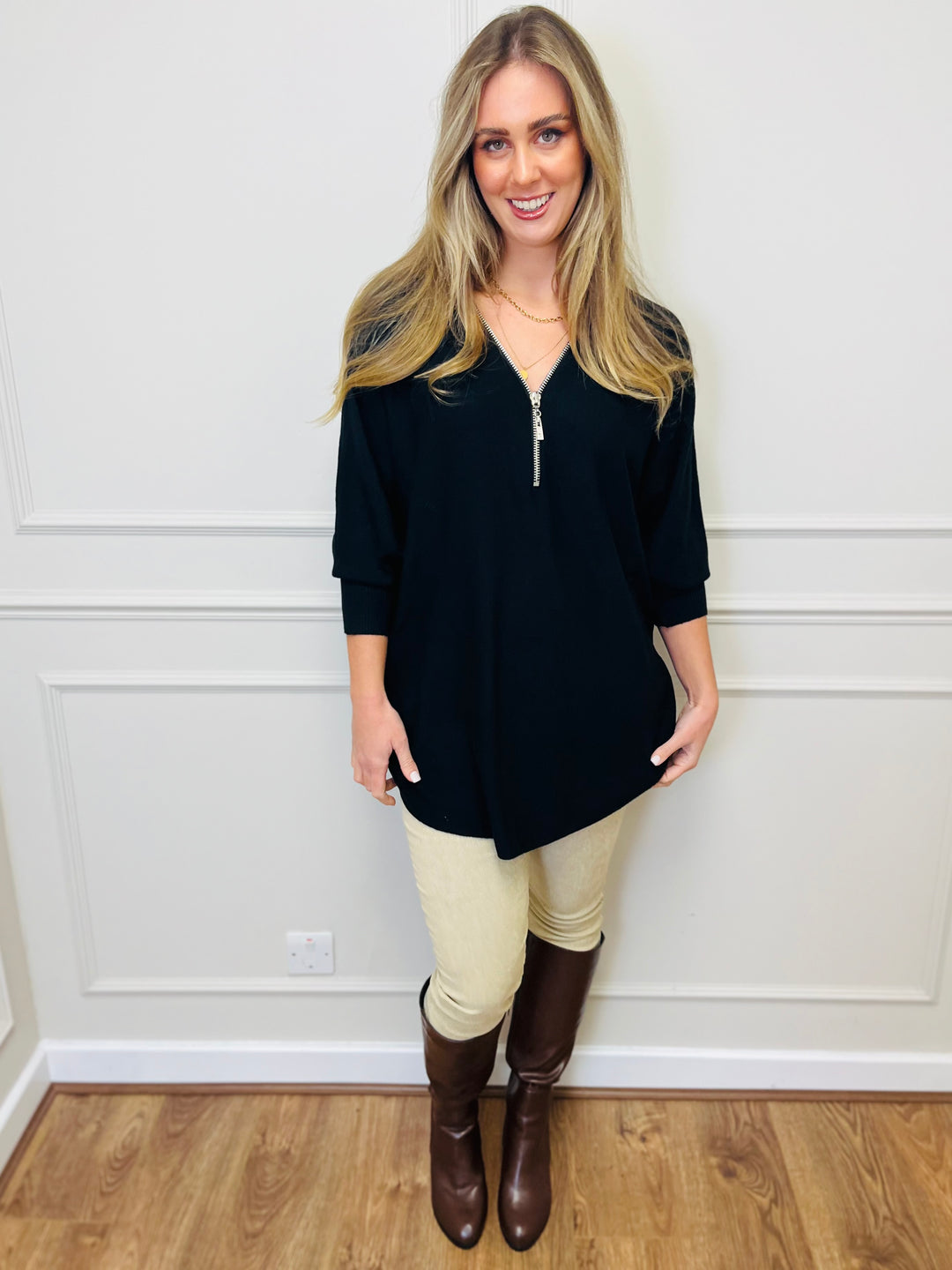 "CASSIDY" Luxury Soft Jumper-Black