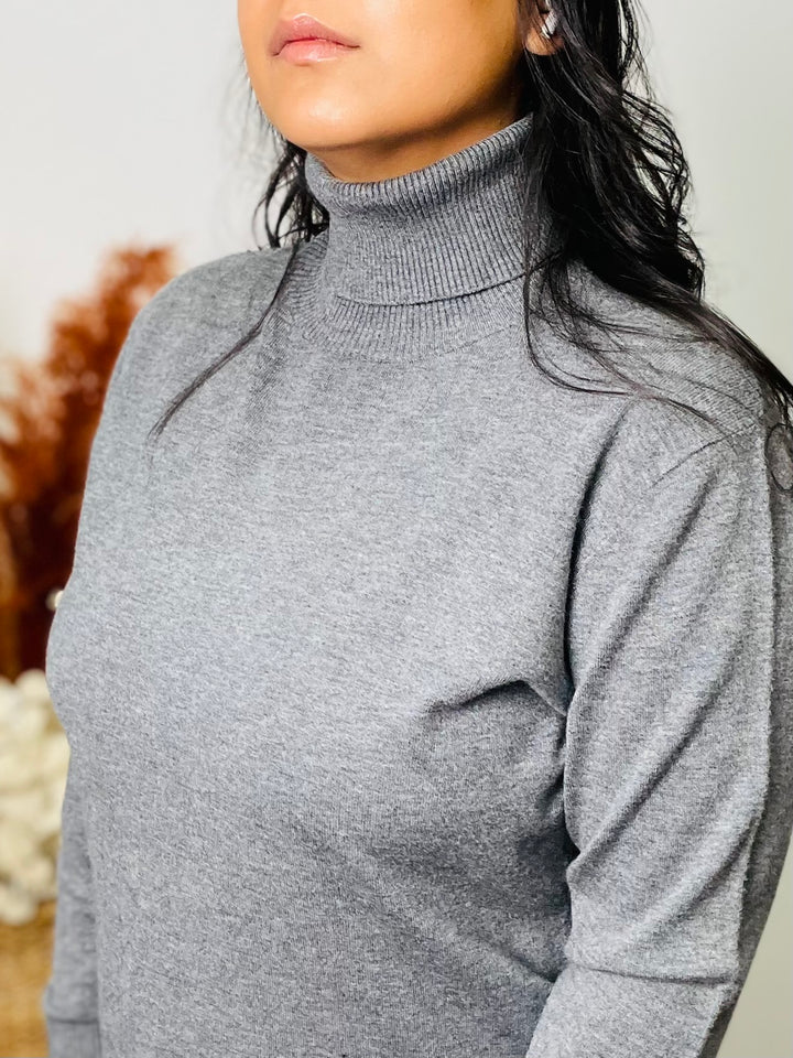 "ROBIN" Polo Neck-Grey