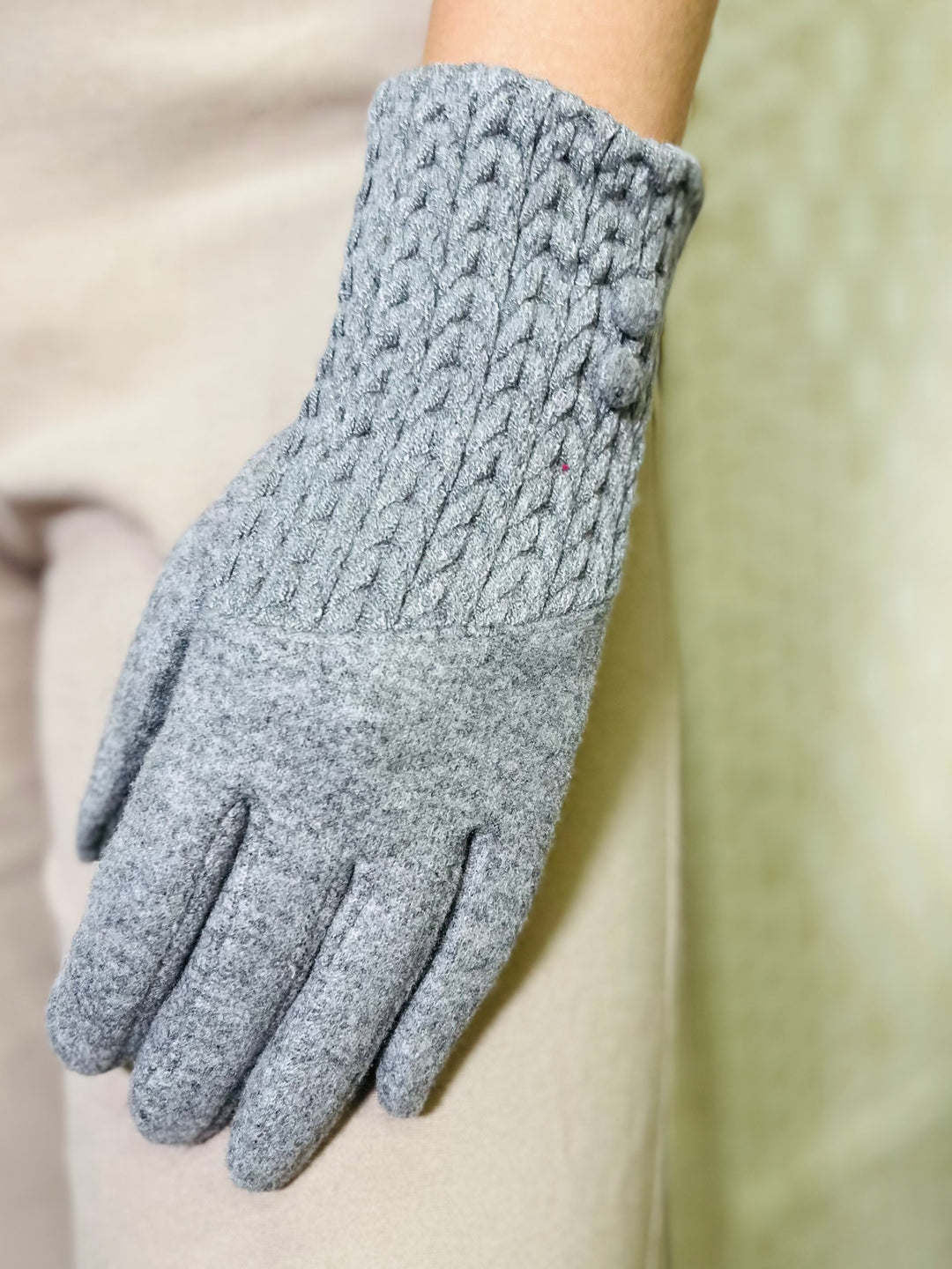 Knitted Gloves-Silver