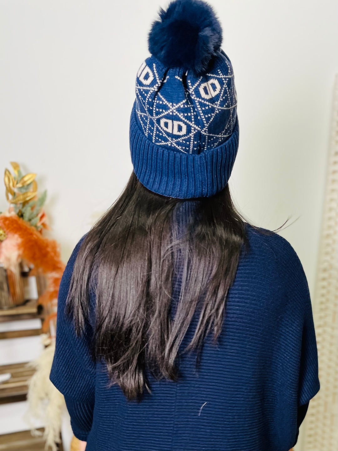 "DD" Faux Fur Pom Hat-Navy