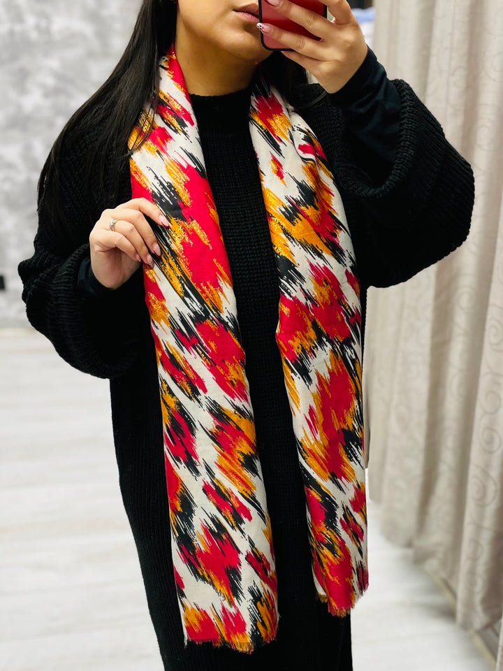 No.85 Artistic Print Scarf-White/Red & Black