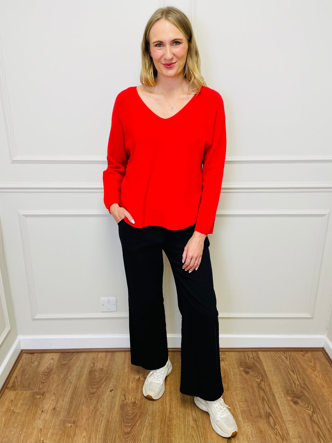 "MAGNOLIA" Fine Knit Jumper-Red