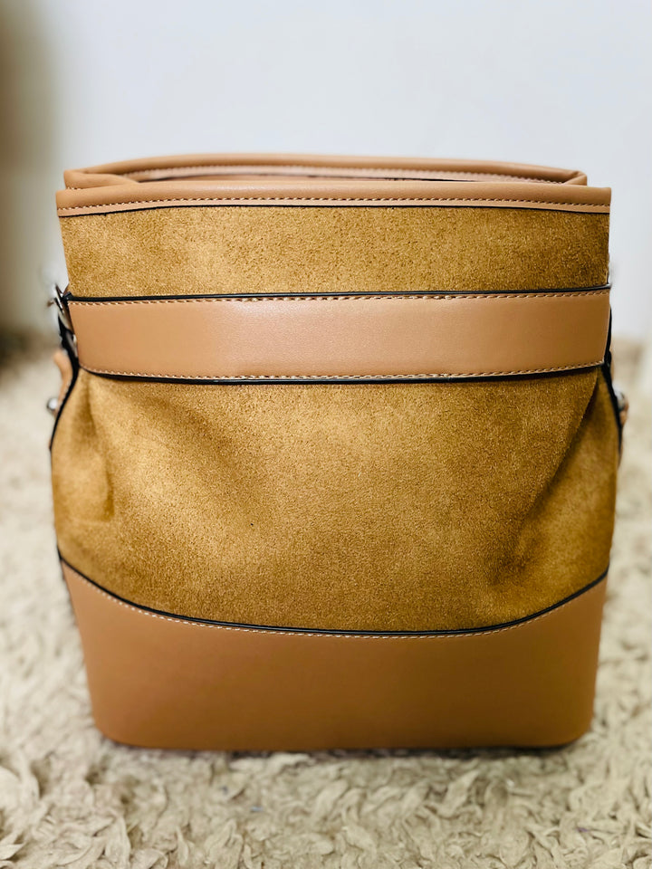 No.32 Bucket Handbag-Tan