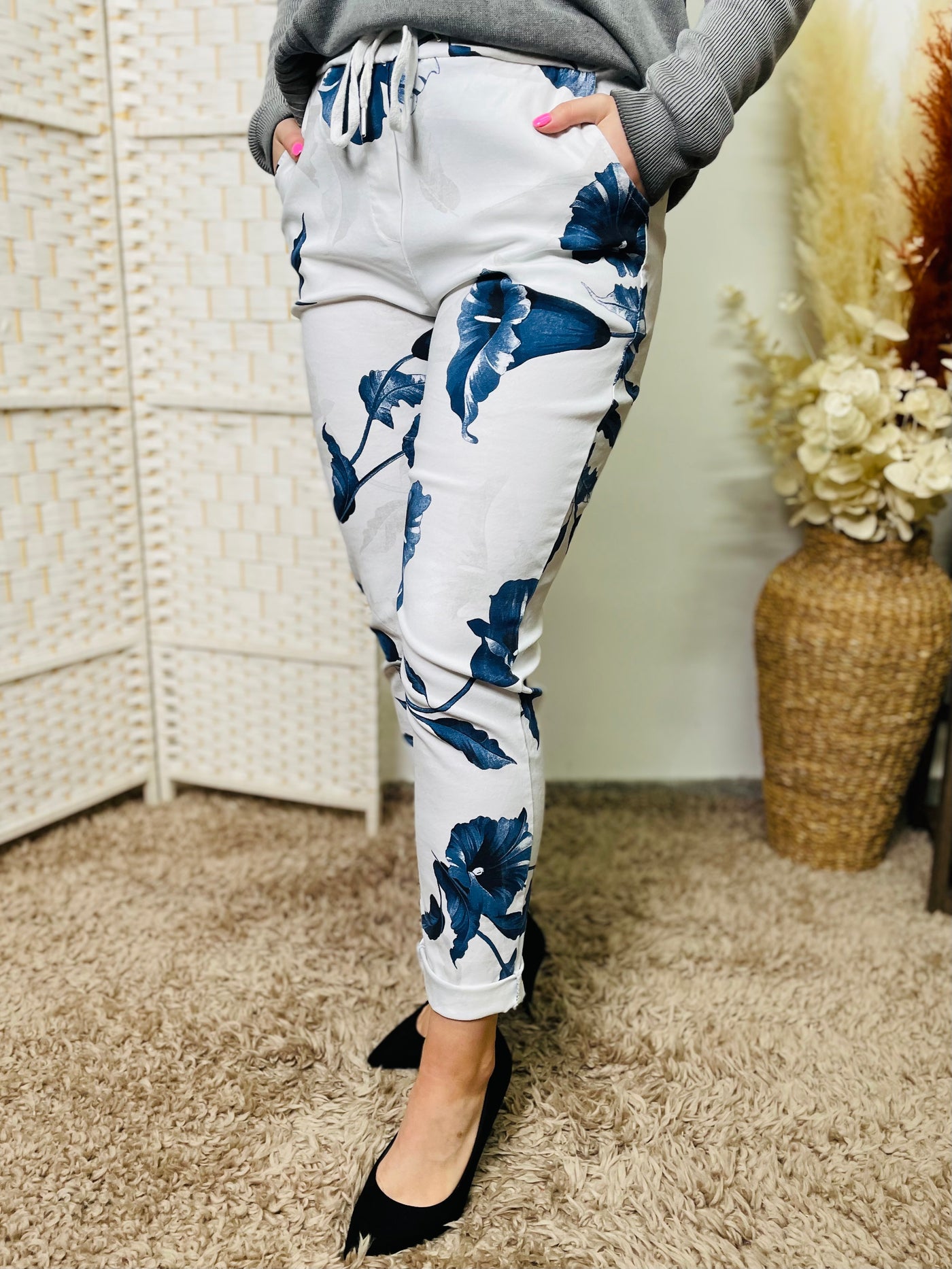 "CARMELA" Floral Print Trouser-White & Navy