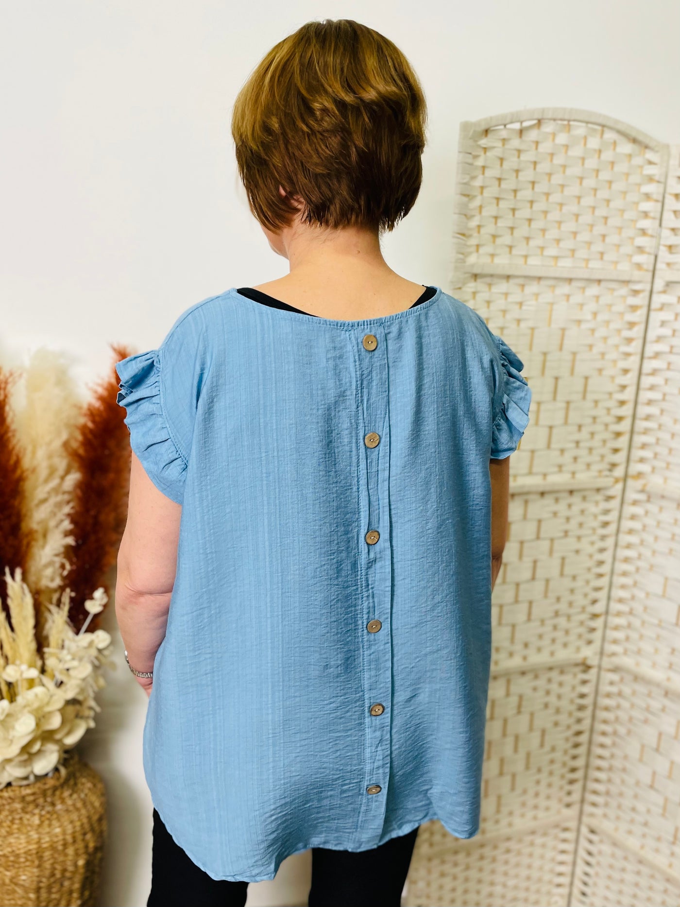 "STACEY" Basic Top-Sky Blue