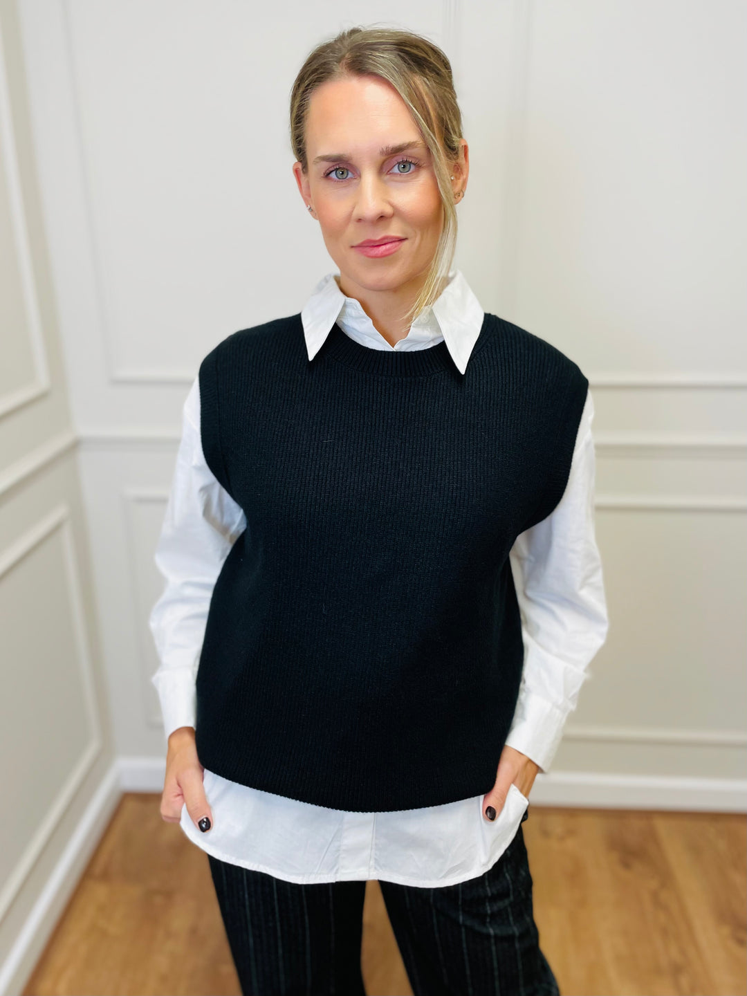 "LILI" Tank Top-Black