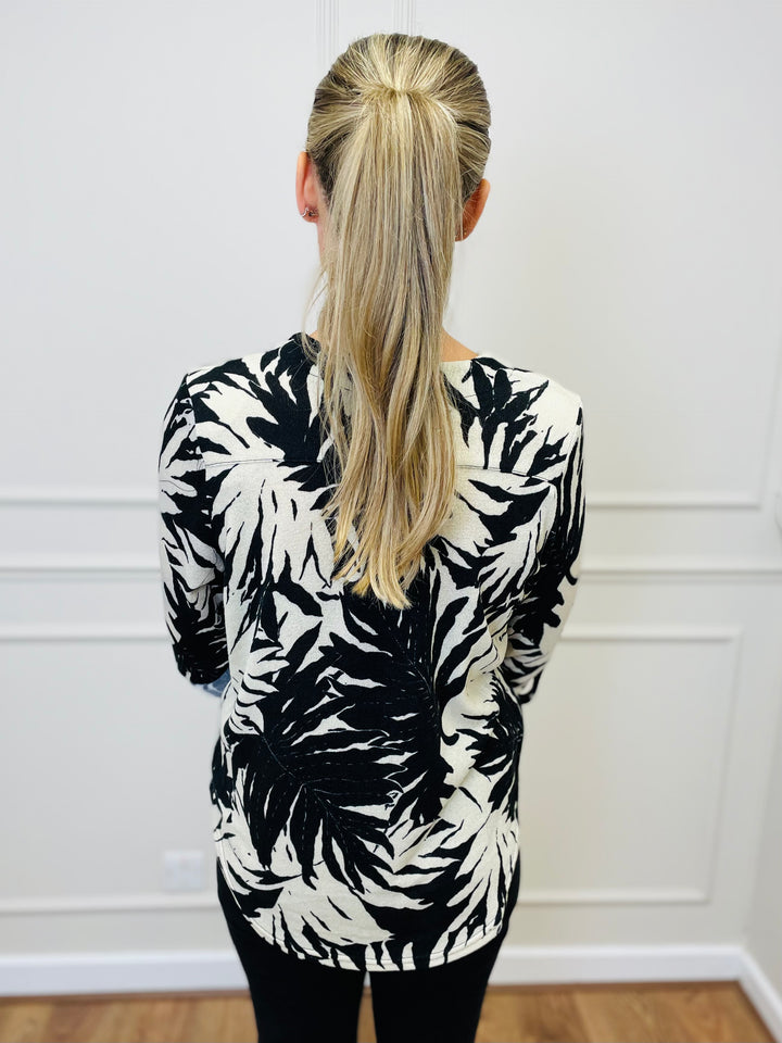 "ANNA" Floral Print Blouse-Cream & Black