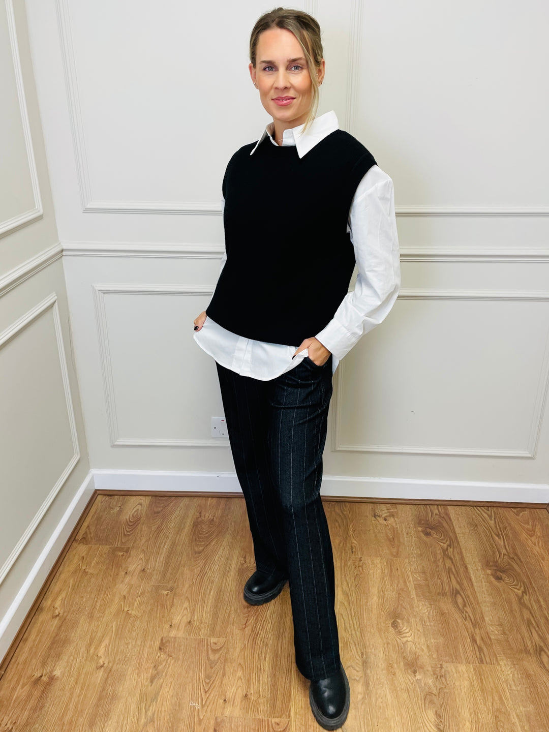 "LILI" Tank Top-Black