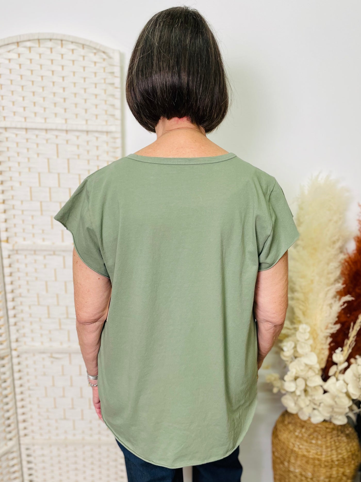"HAZEL” T-Shirt-Khaki Green