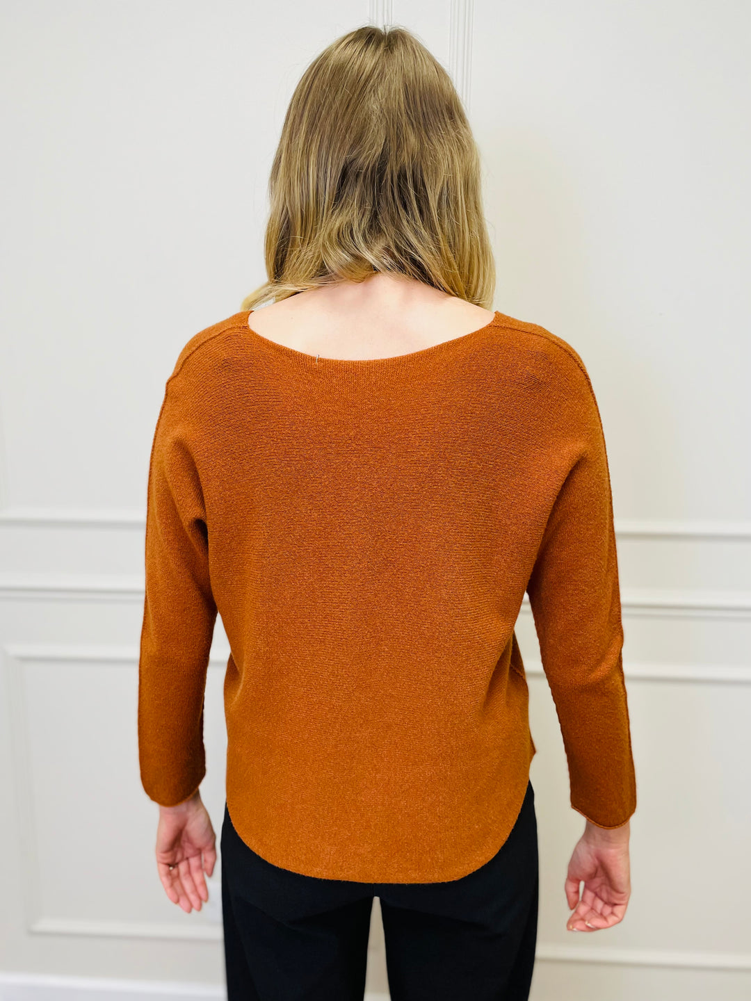 "MAGNOLIA" Fine Knit Jumper-Rust