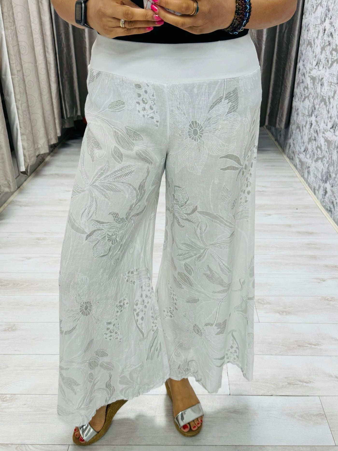 "IVY" Floral Print Trousers-White & Silver