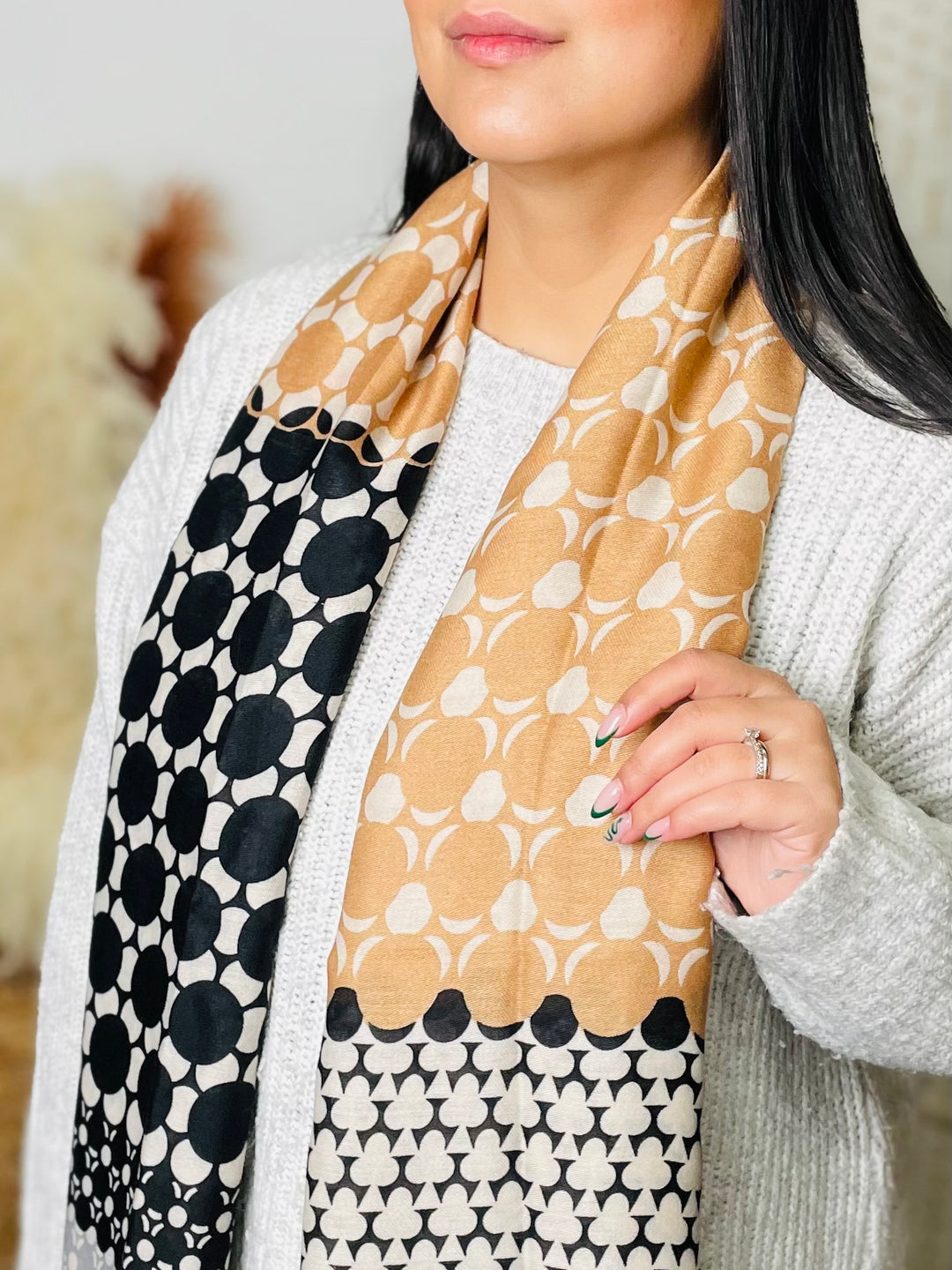 No.67 Artistic Print Scarf-Tan & Black