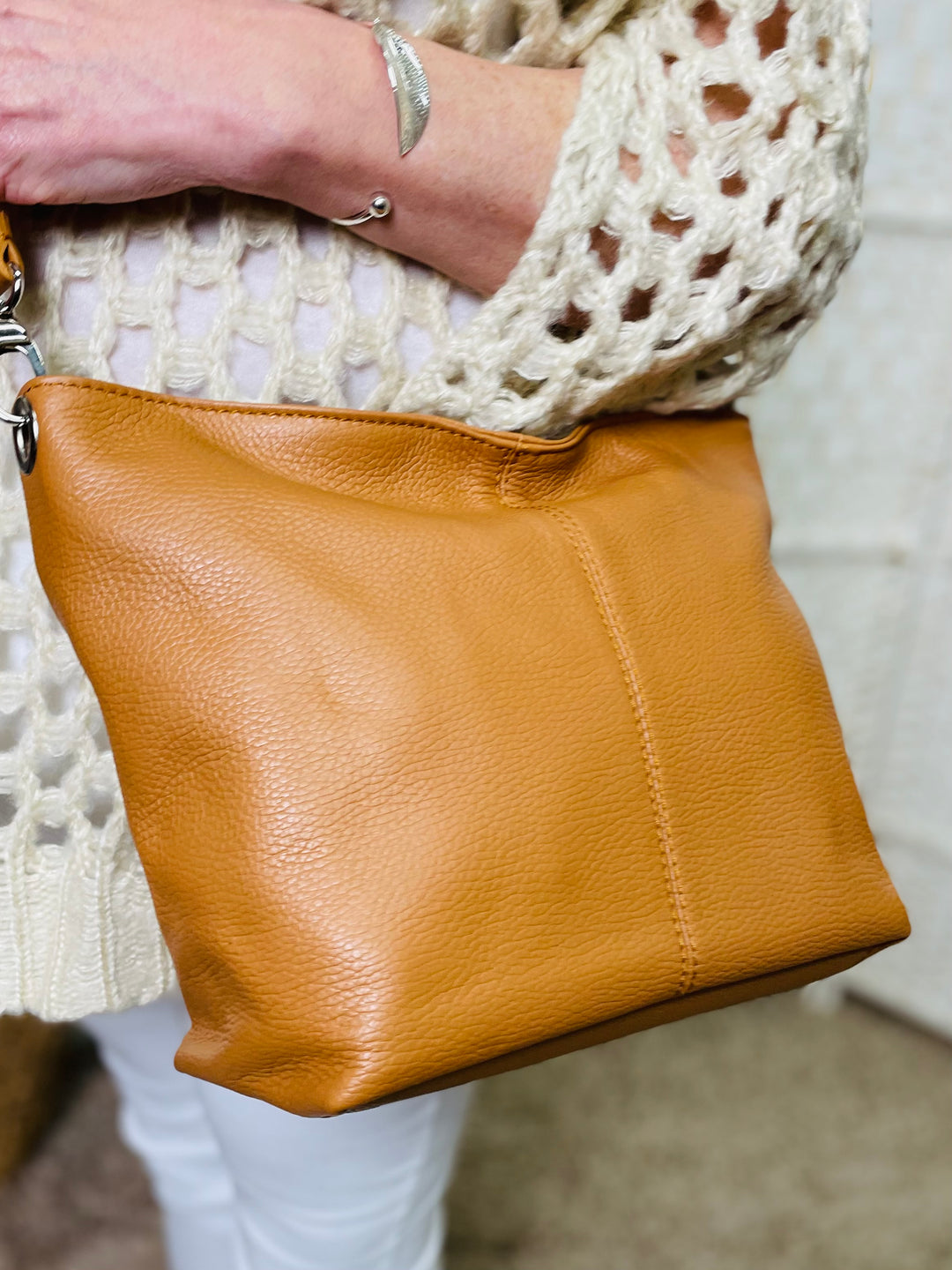 "RILEY" Leather Handbag-Tan