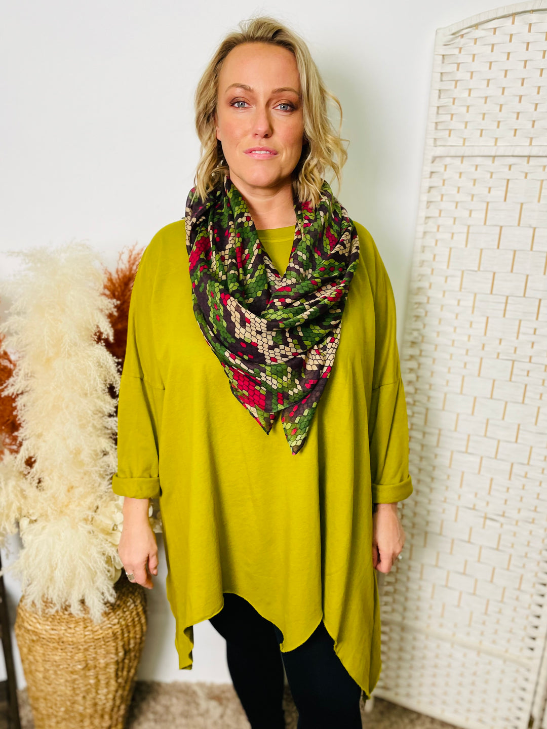 "DEBBIE" Hanky Hem Sweat Top-Lime Green