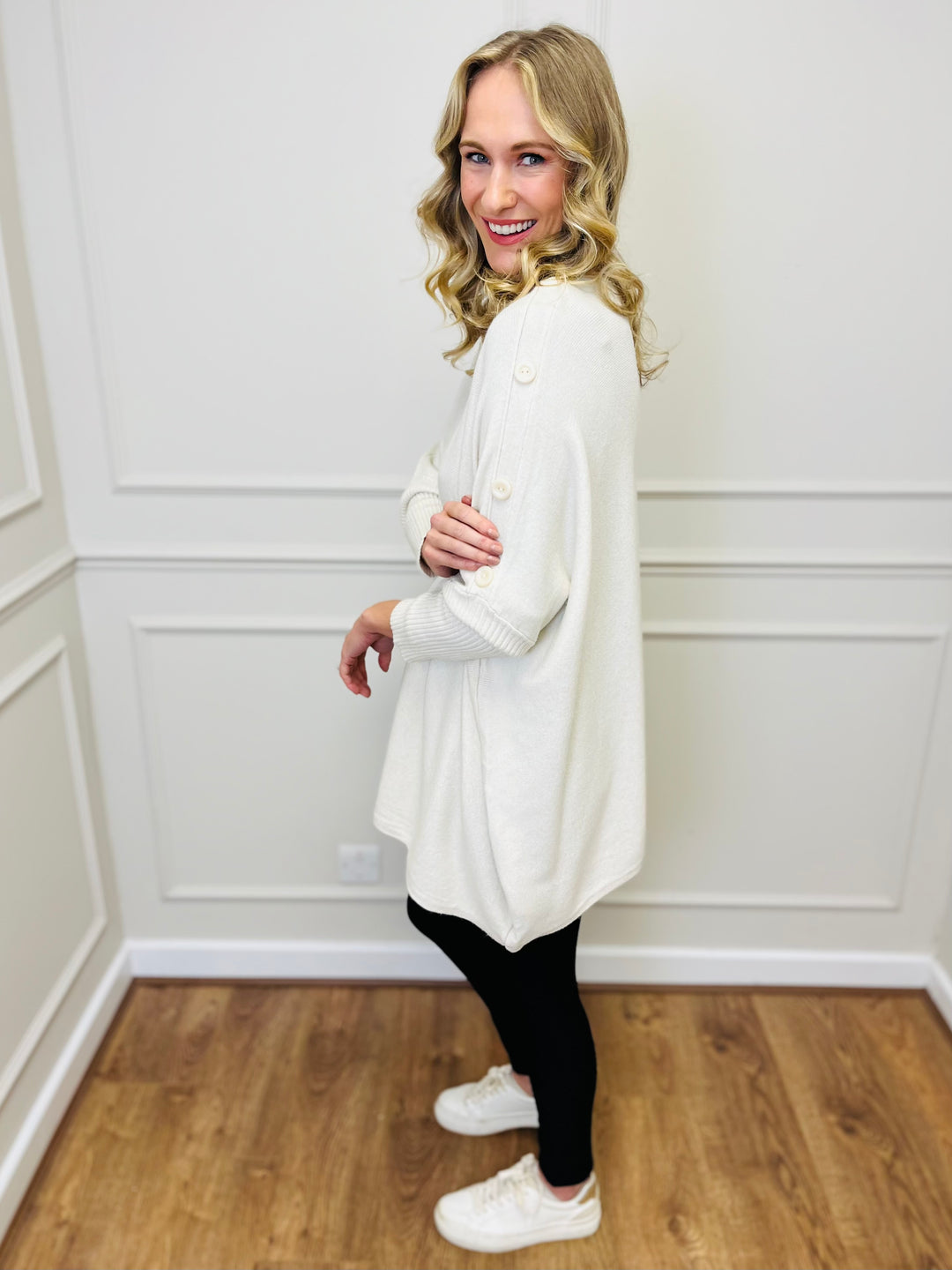 "BETTY" Button Jumper-Cream