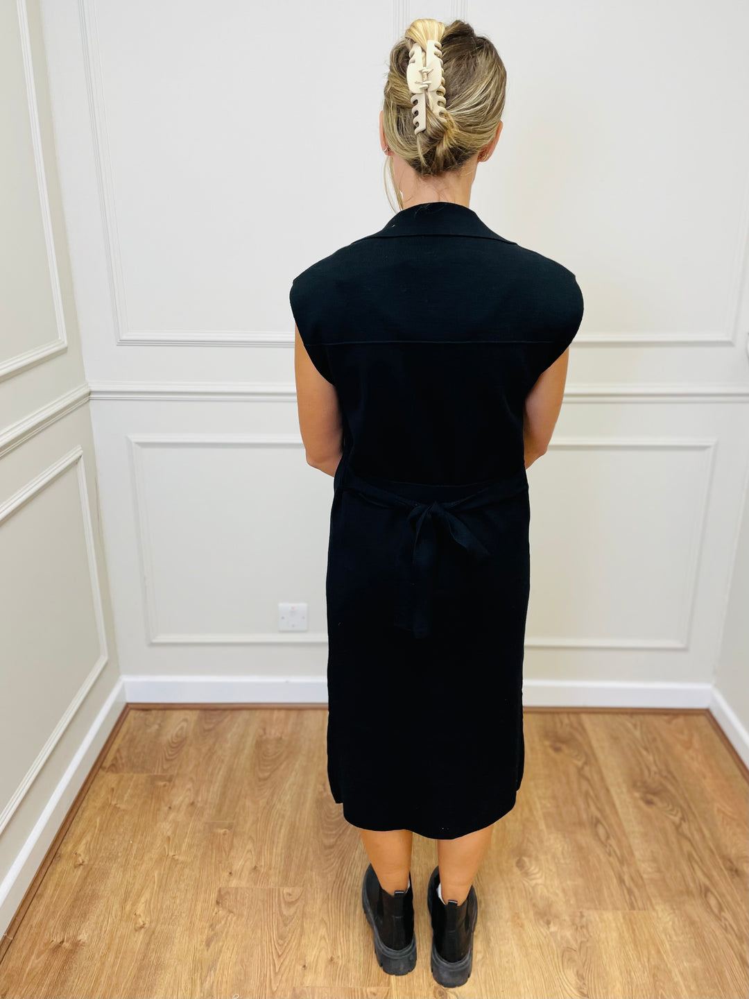 "CRYSTAL" Sleeveless Dress-Black