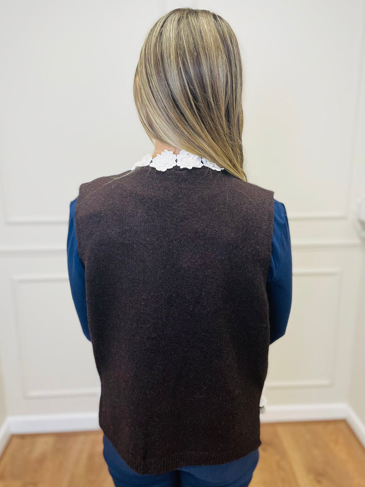 "MAGI" Floral Trim Gilet-Chocolate