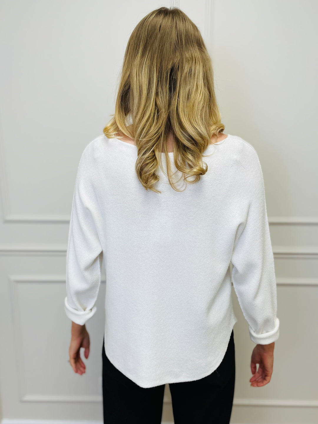 "MAGNOLIA" Fine Knit Jumper-White